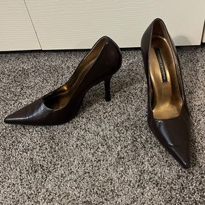 Chinese laundry brown heels size 8 pointed toe